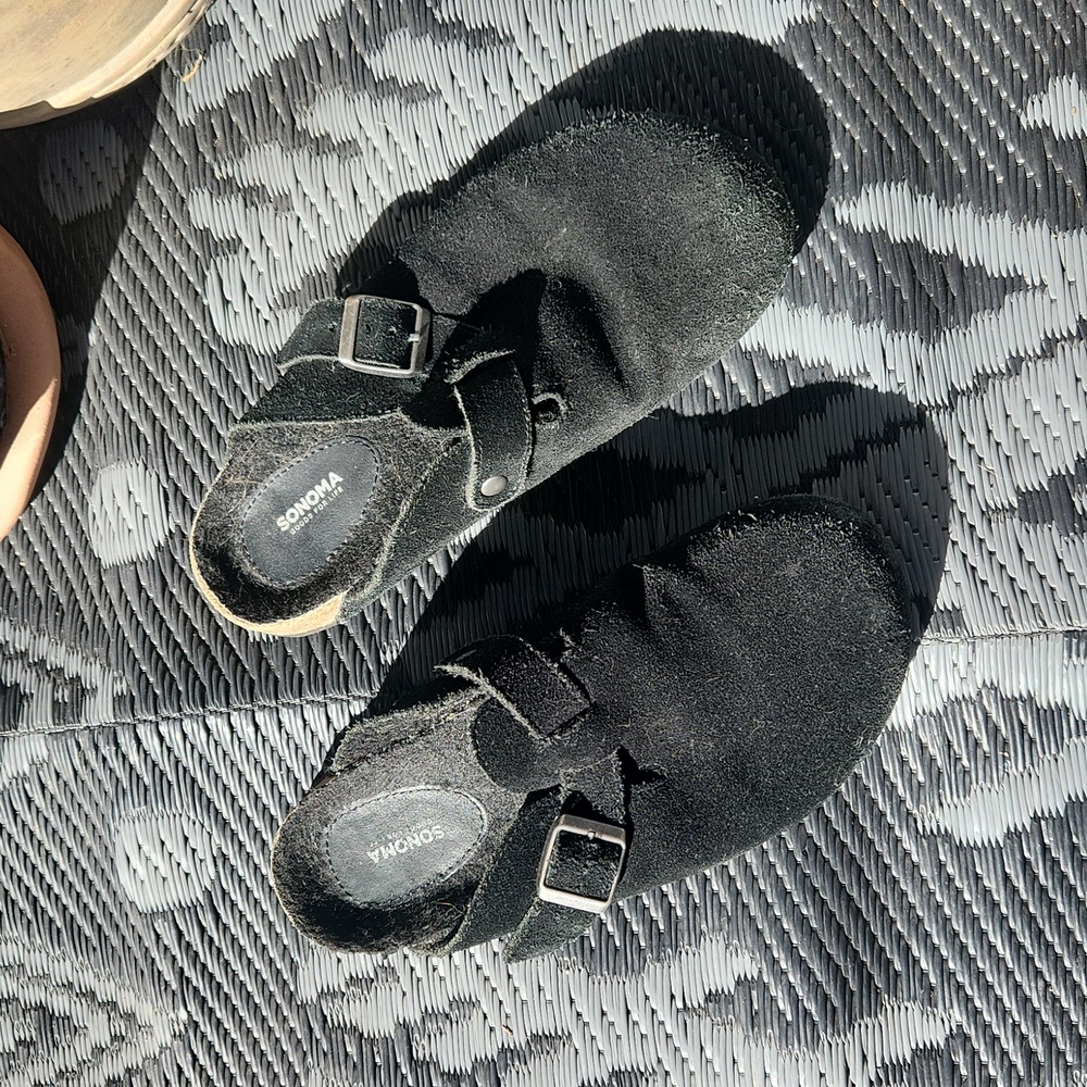 Black clogs